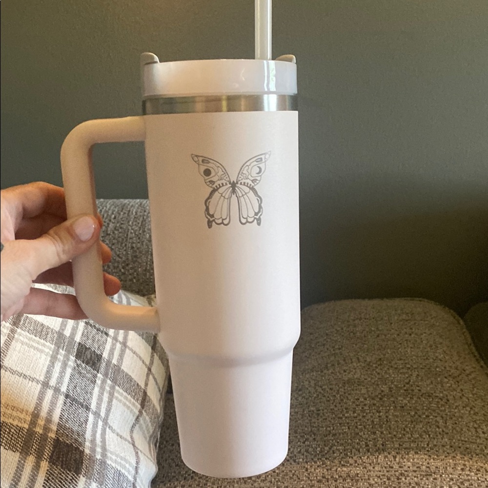 Stanley pink Mug Minimalist Dining Essential